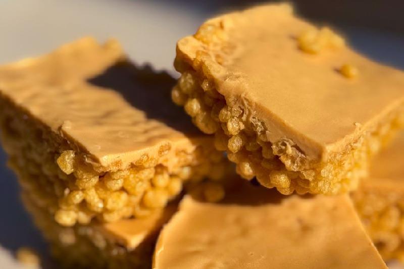 Vanilla Caramilk Protein Slice